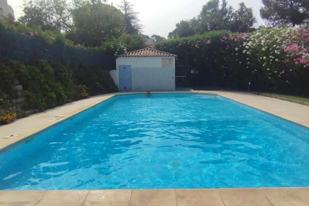 T2 Duplex + Piscine Avec Parking Montpellier